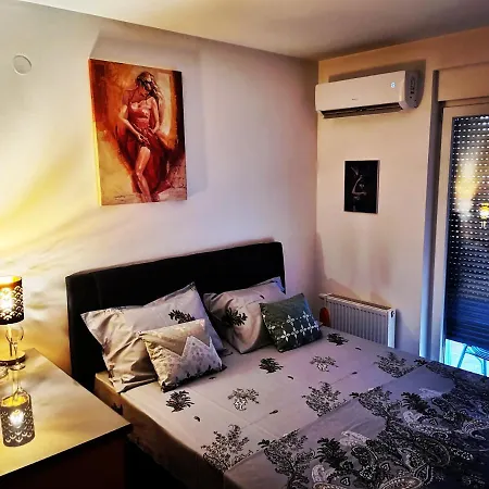 Apartment City アパート